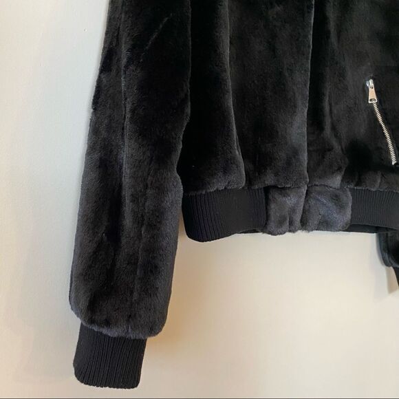 Cami NYC- Black Fey Faux Fur Bomber Jacket (Size:XS) - Picture 10 of 14